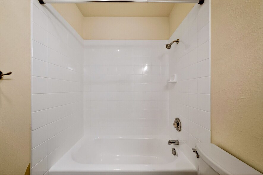 More Photos Of 4585 Felton St, San Diego Apartments For Sale