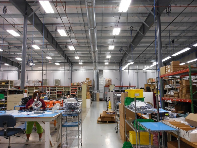 More Photos Of 5829 County Rd 41, Farmington Manufacturing For Lease