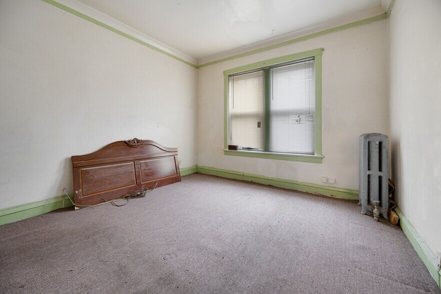 More Photos Of 6355-6357 S Francisco Ave, Chicago Apartments For Sale
