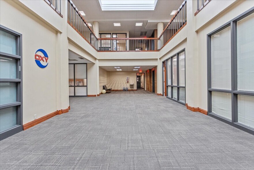 More Photos Of 1803-1807 Capitol Ave, Cheyenne Office For Sale