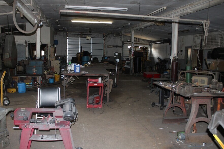 More Photos Of 5 Millers Falls Rd, Turners Falls Warehouse For Sale