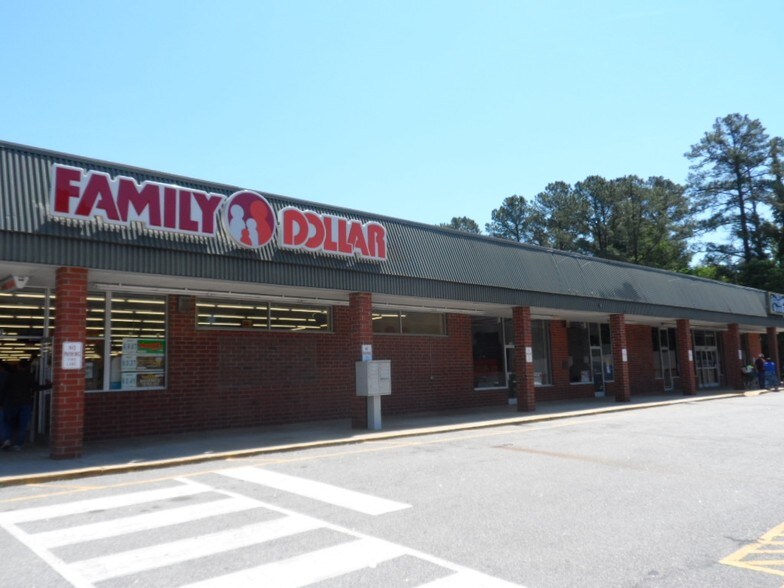 More Photos Of 900-916 N Horner Blvd, Sanford General Retail For Lease