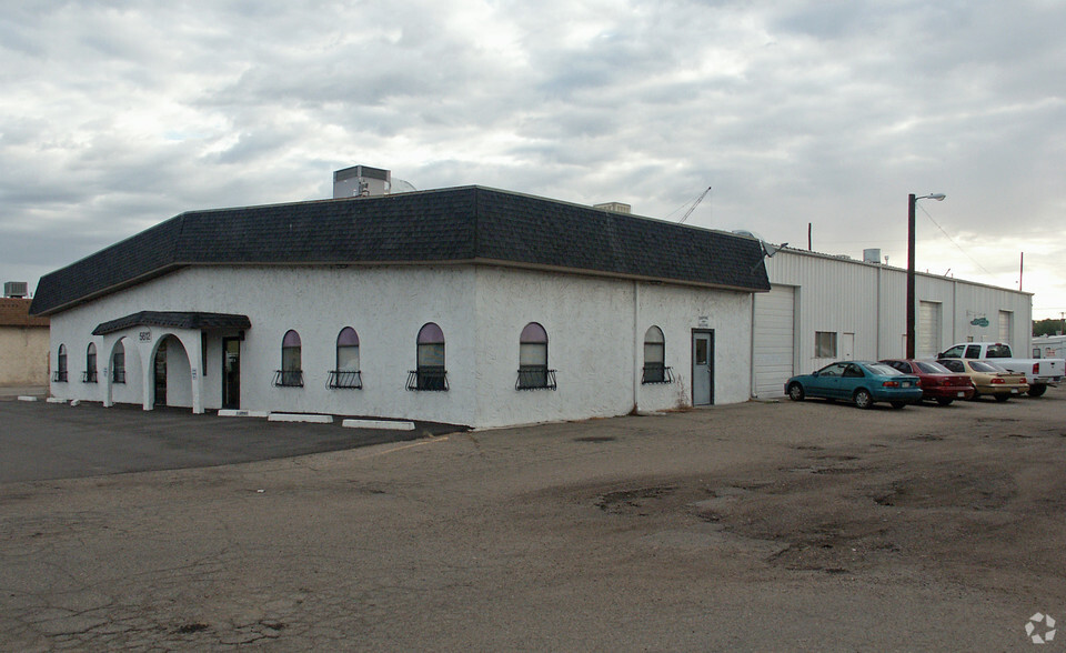 Primary Photo Of 5612 Kendall Ct, Arvada Warehouse For Lease