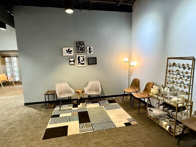 More Photos Of 1095 Zonolite Rd NE, Atlanta Loft Creative Space For Lease