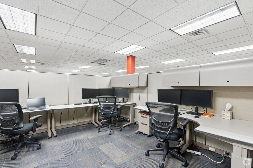 More Photos Of 5050 Old Collinsville Rd, Swansea Office For Sale