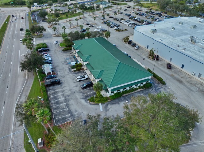 More Photos Of 1791 Boy Scout Dr, Fort Myers Storefront Retail Office For Sale