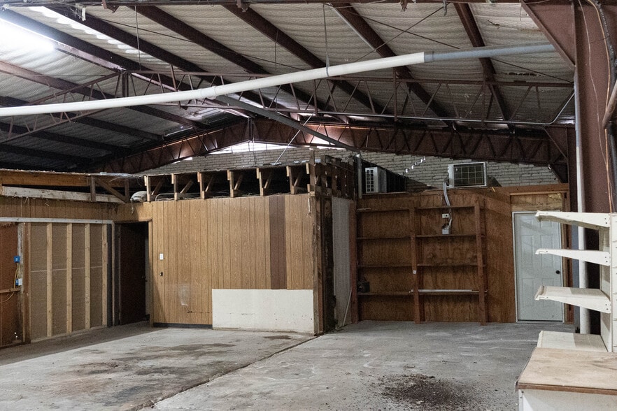 More Photos Of 14 Tenth St, Temple Research And Development For Sale