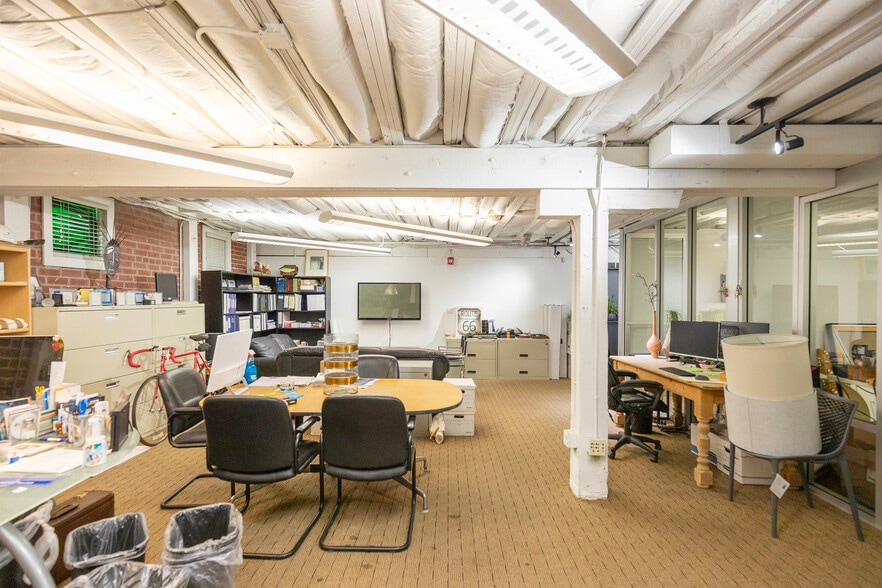 More Photos Of 920 20th St, Sacramento Loft Creative Space For Lease