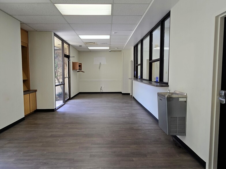More Photos Of 4201 Camp Bowie Blvd, Fort Worth Medical For Lease