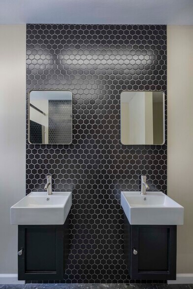 More Photos Of 3307 14th Ave, Kenosha Manufacturing For Sale