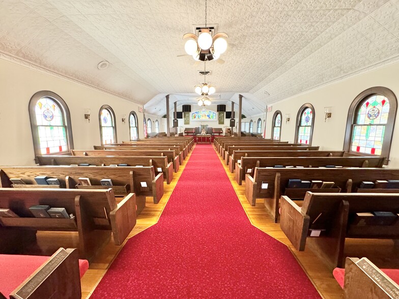 More Photos Of 128 Arthur St, Linden Religious Facility For Sale