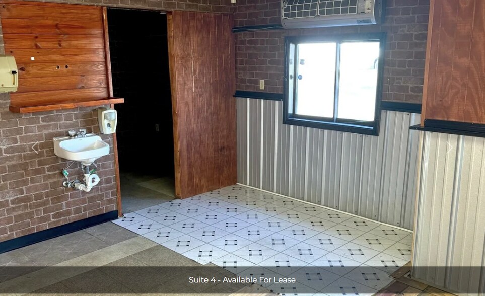 More Photos Of 1390 S Forest Ave, Luverne General Retail For Lease