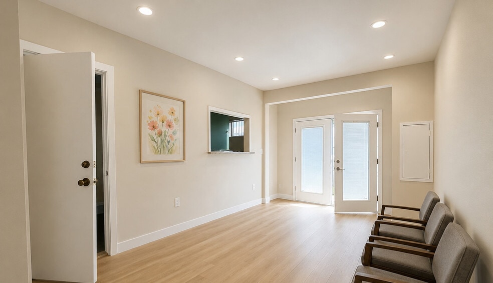 More Photos Of 5924 West Blvd, Los Angeles Office For Sale