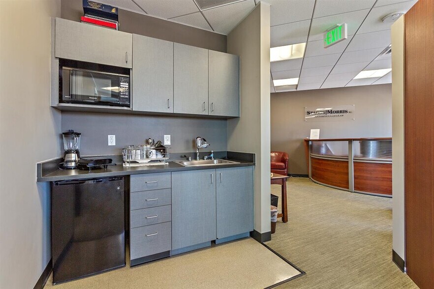 More Photos Of 1800 Glenarm Pl, Denver Office For Sale