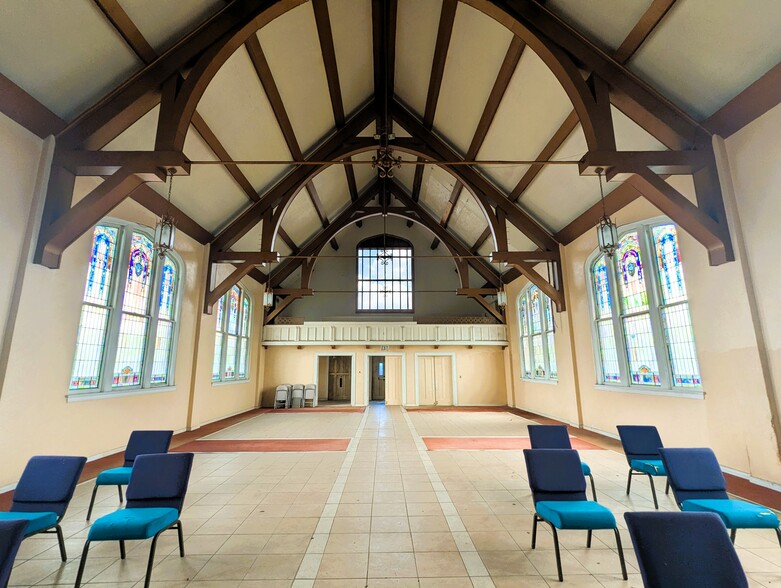 More Photos Of 1180 Washington Blvd, Beaumont Religious Facility For Sale