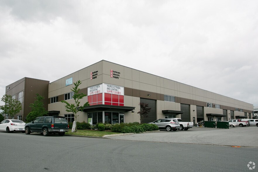 More Photos Of 30553 Great Northern Ave, Abbotsford Warehouse For Lease