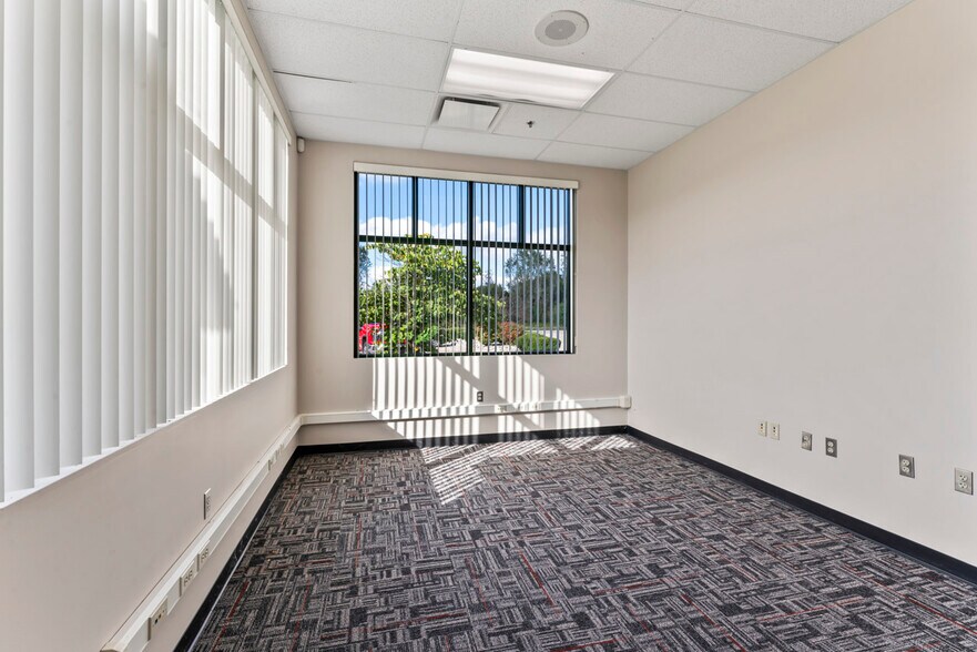 More Photos Of 1443 Granger Dr, Davison Medical For Lease