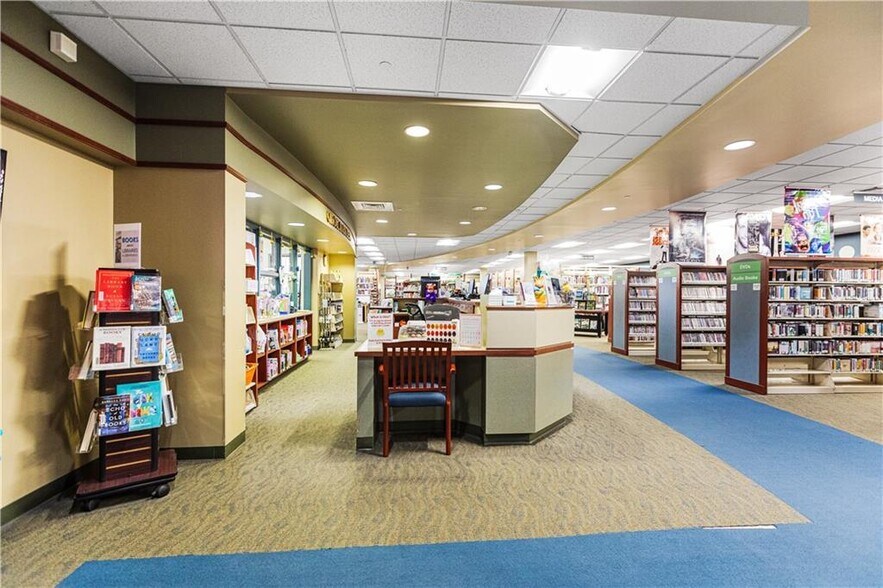 More Photos Of 1900 Belt hwy, Saint Joseph Department Store For Sale