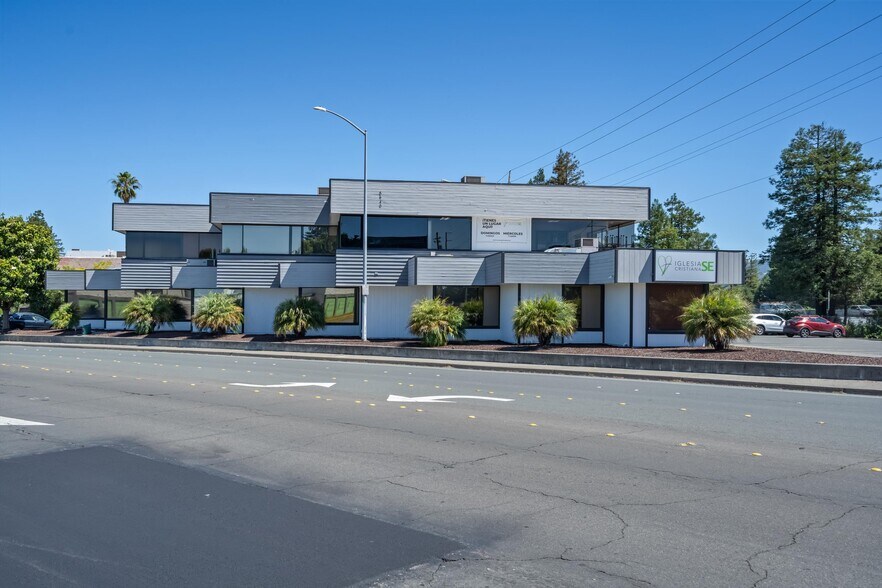 More Photos Of 6640 Redwood Dr, Rohnert Park Office For Sale