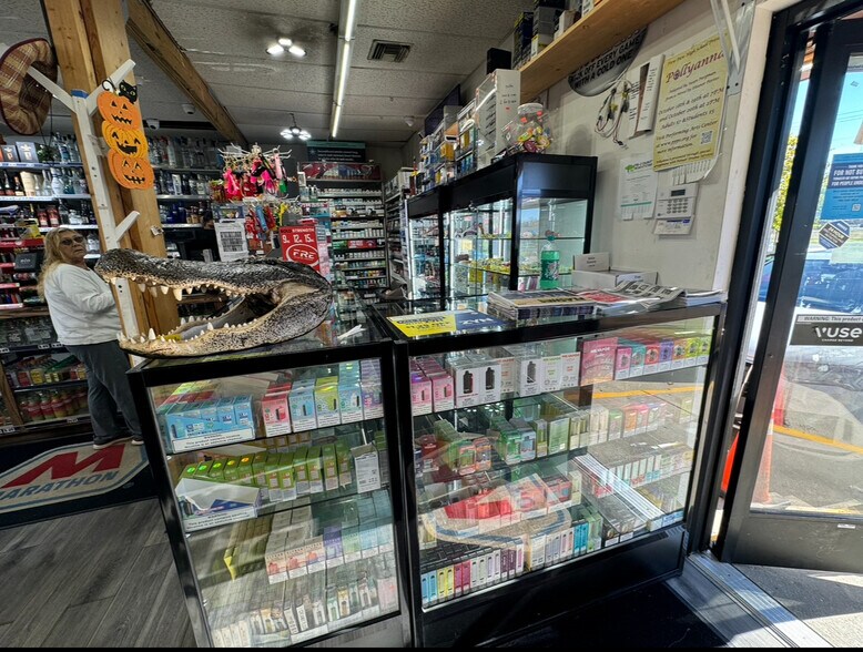 More Photos Of 24182 Red Arrow Hwy, Mattawan Service Station For Sale