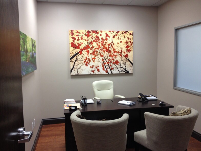 More Photos Of 576 N Sunrise Ave, Roseville Medical For Lease