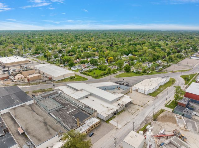 More Photos Of 20530 Hoover Rd, Detroit Warehouse For Lease