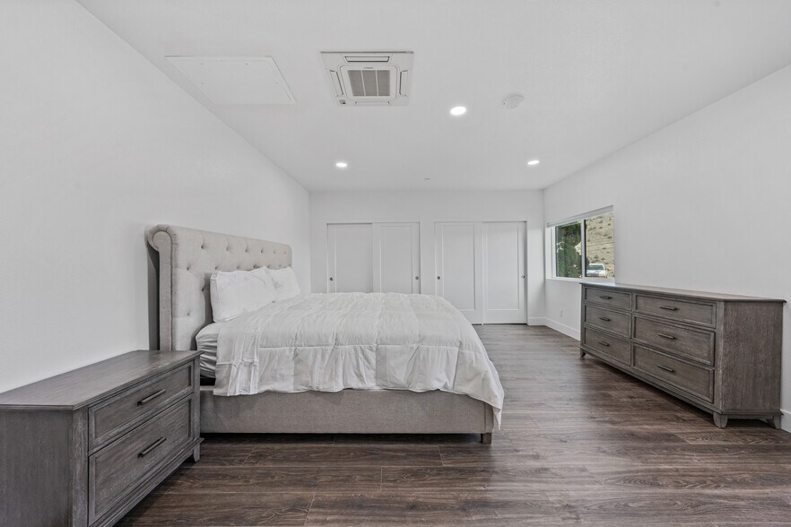 More Photos Of 1929 US-395, Gardnerville Apartments For Sale