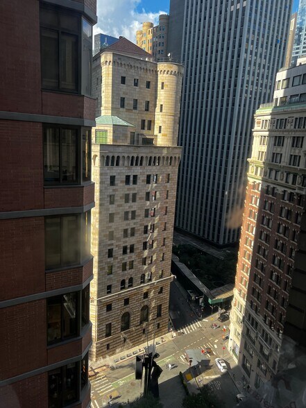 More Photos Of 80 Maiden Ln, New York Office For Lease