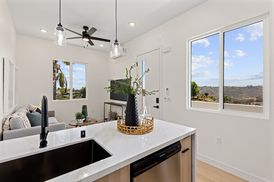 More Photos Of 4578 Jicarillo Ave, San Diego Apartments For Sale