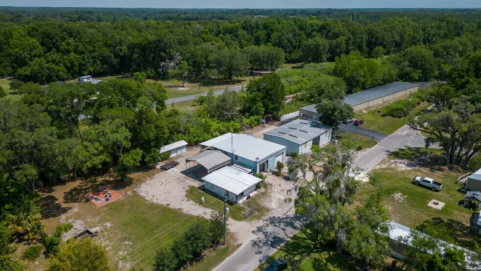 More Photos Of 507 SE 6th St, Williston Self Storage For Sale