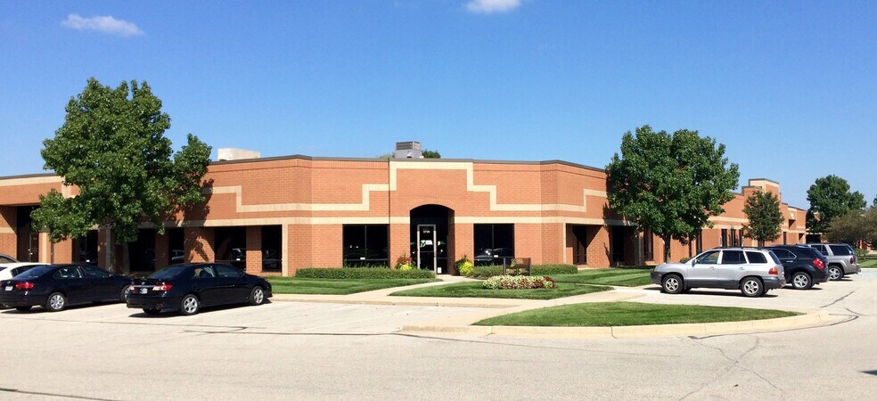More Photos Of 5604-5778 W 74th St, Indianapolis Light Manufacturing For Lease