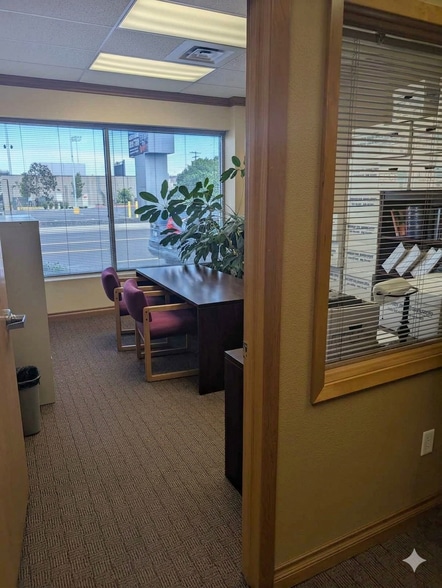More Photos Of 1106 N Washington St, Spokane Storefront Retail Office For Lease
