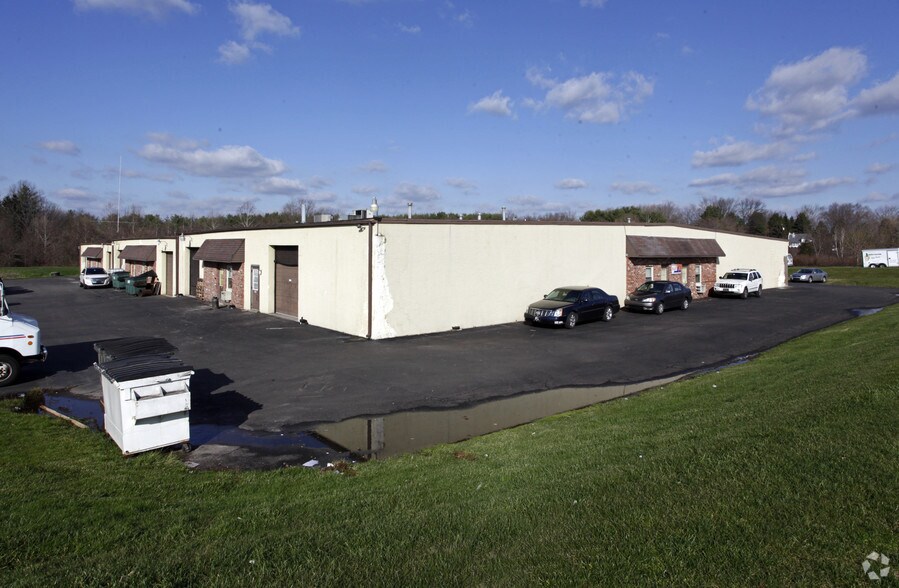 More Photos Of 1808-1900 Mearns Rd, Warwick Township Warehouse For Lease