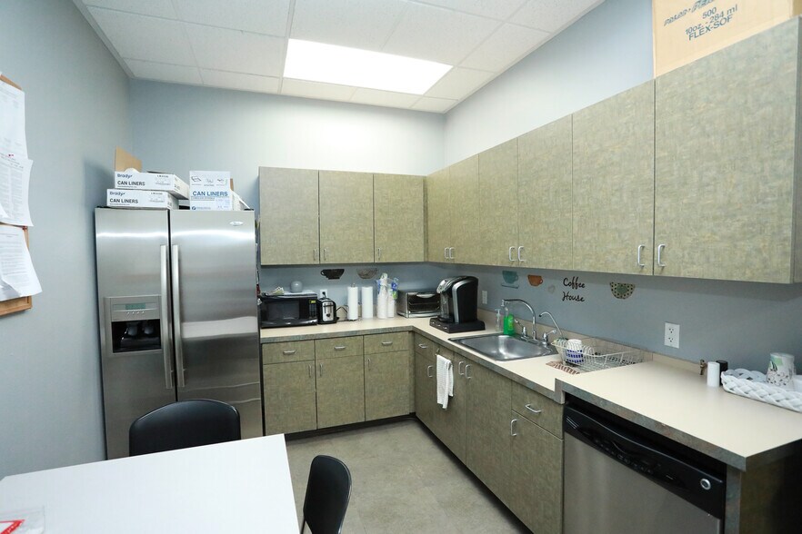 More Photos Of 2875 St Rose Pky, Henderson Medical For Lease
