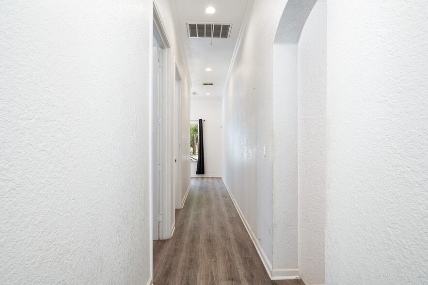 More Photos Of 3109 N St Marys St, San Antonio Office For Lease