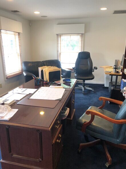 More Photos Of 151 W Carver St, Huntington Office For Sale