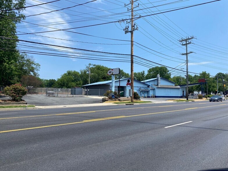 More Photos Of 1300 Forest Dr, Annapolis Restaurant For Sale