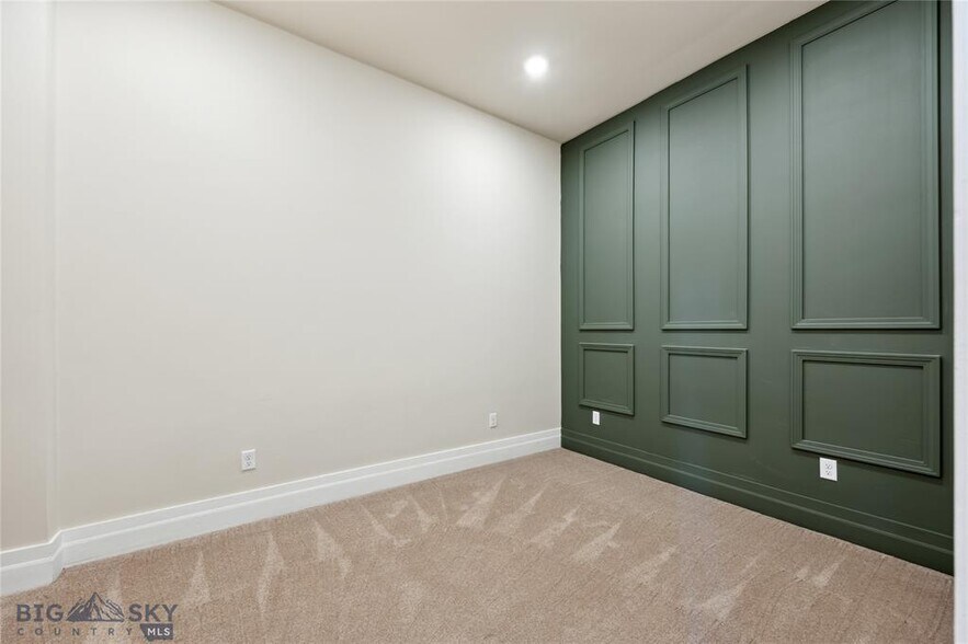 More Photos Of 140 W Park St, Butte Apartments For Sale