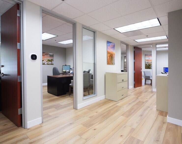 More Photos Of 25550 Hawthorne Blvd, Torrance Medical For Sale