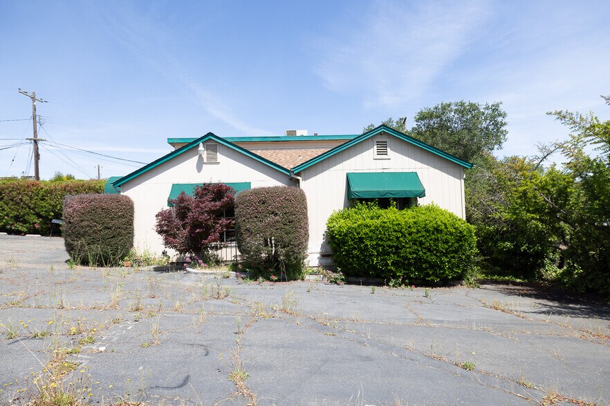More Photos Of 4918 Sonoma Hwy, Santa Rosa Office For Lease