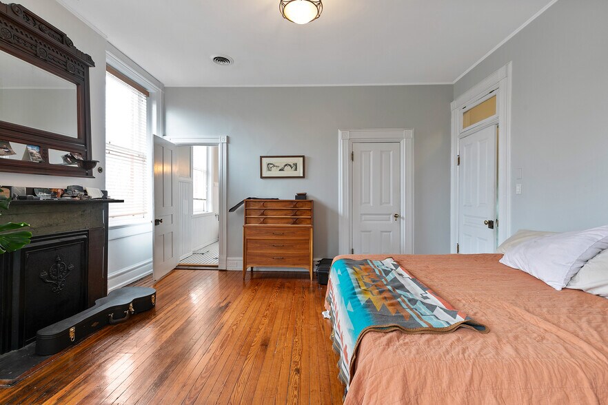 More Photos Of 2200 E Grace St, Richmond Apartments For Sale