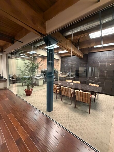 More Photos Of 216 S Jefferson St, Chicago Loft Creative Space For Sale