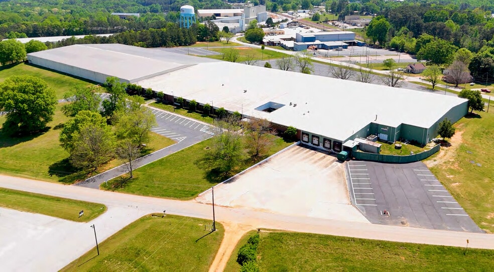 More Photos Of 251 Mount Olive Church Rd, Commerce Distribution For Lease