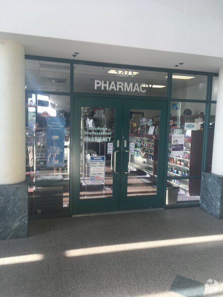 More Photos Of 1045 W Redondo Beach Blvd, Gardena Medical For Lease