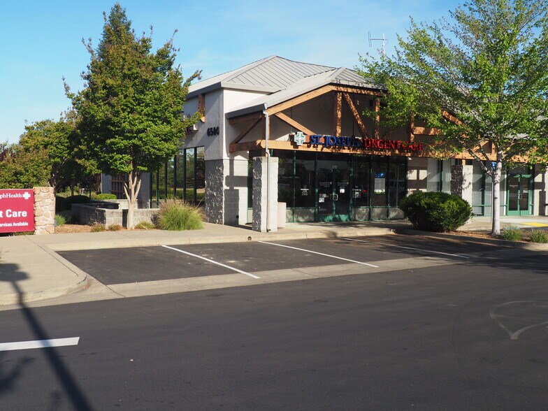 More Photos Of 6580 Hembree Ln, Windsor Storefront Retail Office For Lease