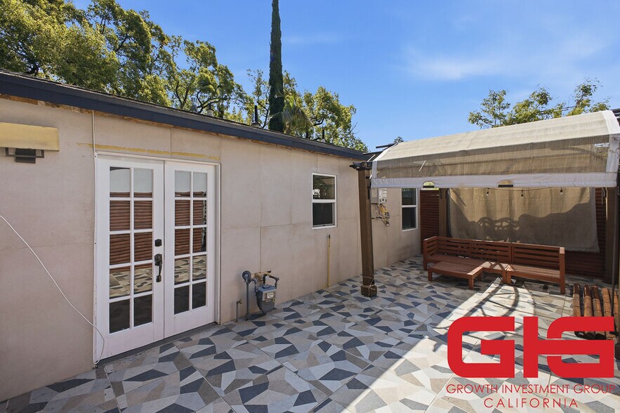 More Photos Of 261 N Oak Ave, Pasadena Multifamily For Sale