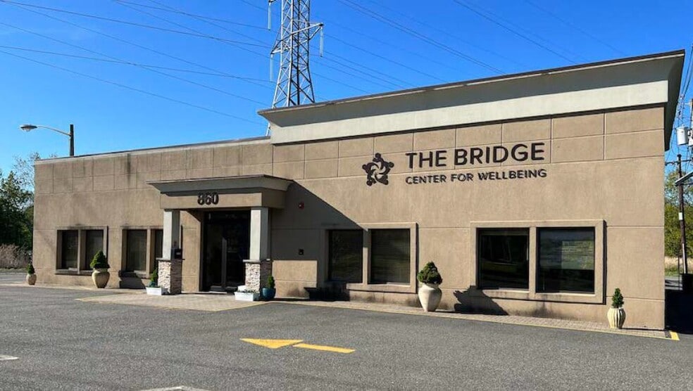 Primary Photo Of 860 Bloomfield Ave, West Caldwell Medical For Sale