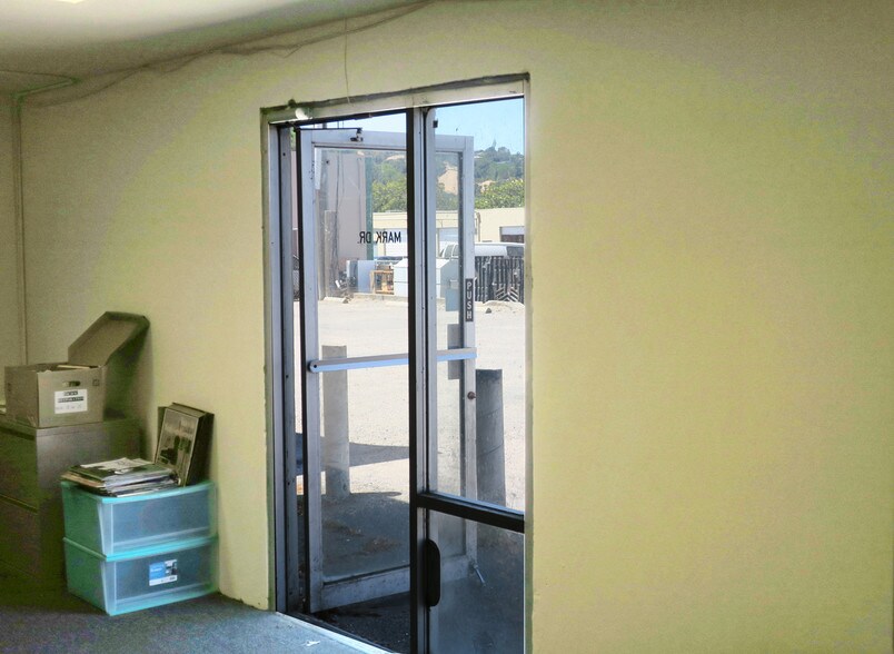 More Photos Of 20-24 Mark Dr, San Rafael Manufacturing For Lease