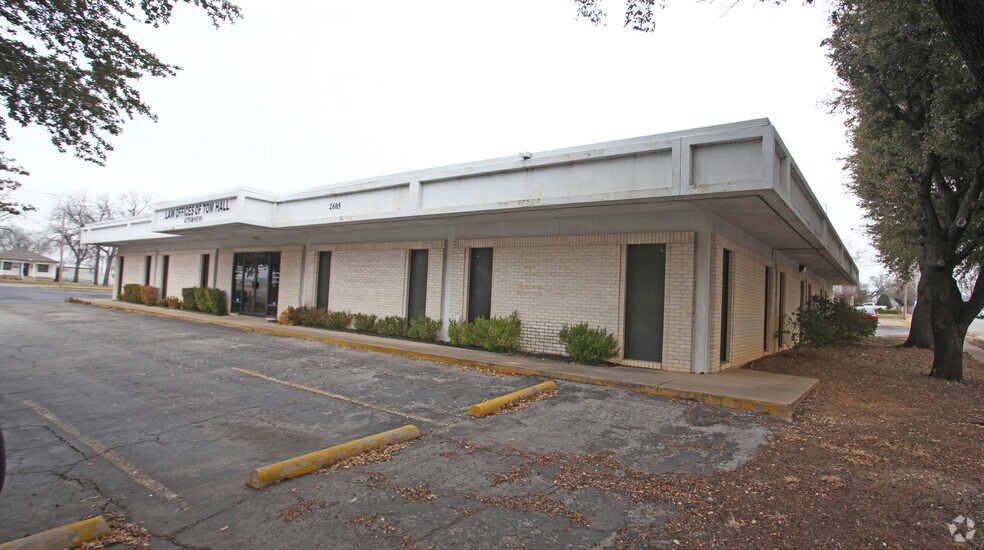 Primary Photo Of 2605 Airport Fwy, Fort Worth Flex For Sale