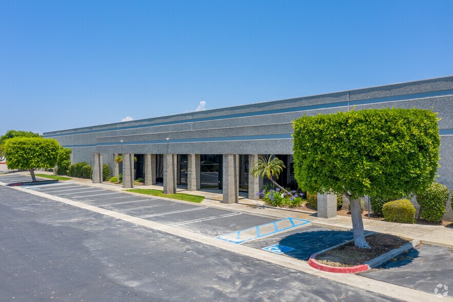 More Photos Of 2811 La Mirada Dr, Vista Manufacturing For Lease